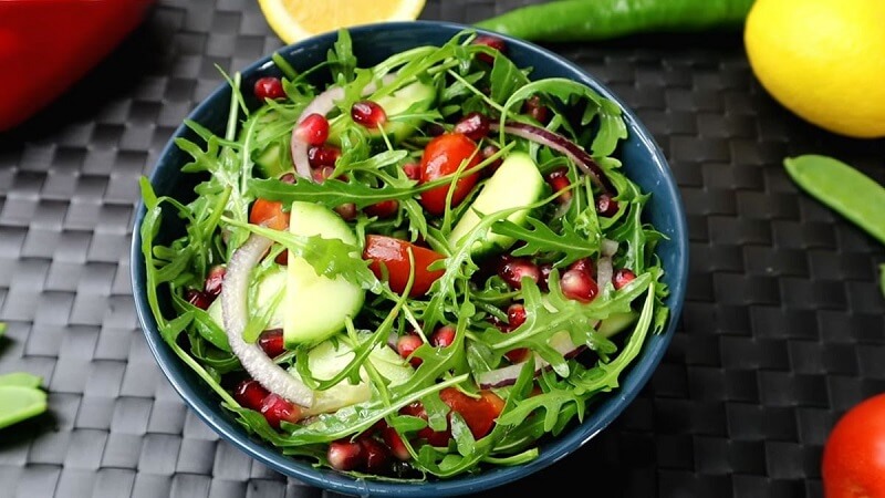 Salad đầy đủ các dưỡng chất tốt cho cơ thể